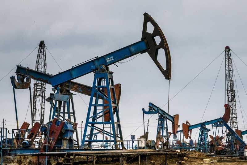 Giá dầu có thể tiếp tục giảm trong 2 phiên cuối tuần